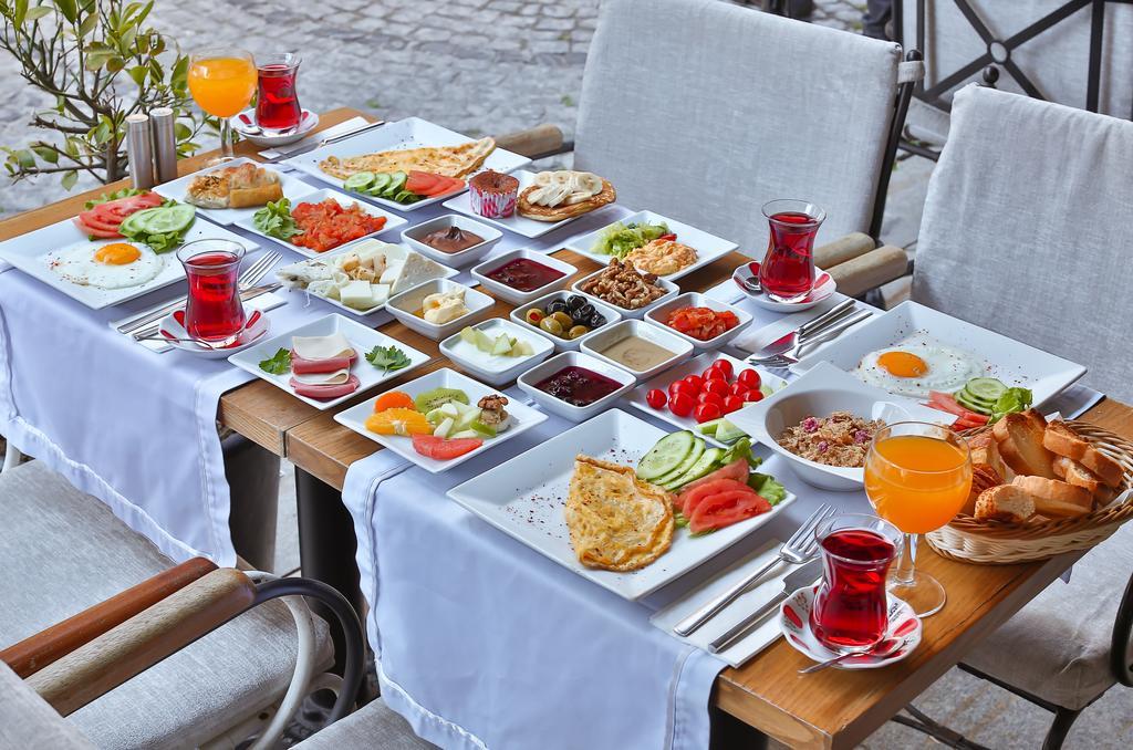 Senatus Hotel - Special Class Istanboel Buitenkant foto