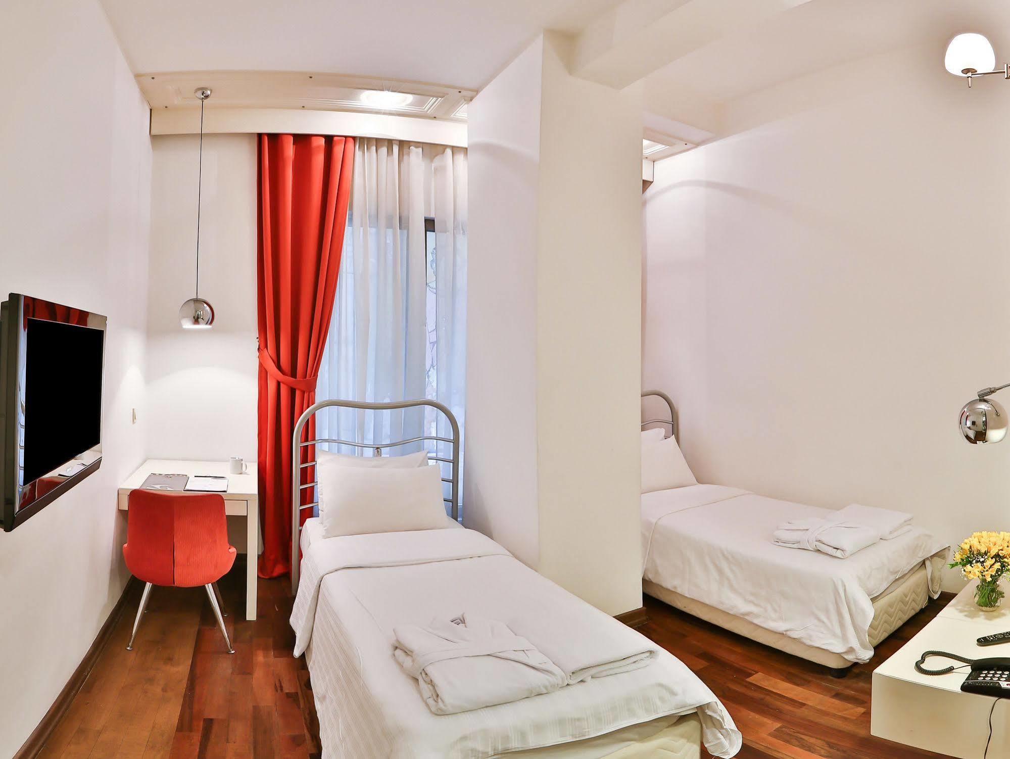 Senatus Hotel - Special Class Istanboel Buitenkant foto
