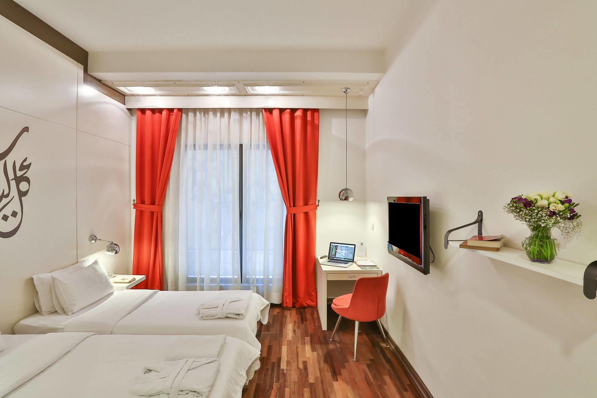 Senatus Hotel - Special Class Istanboel Buitenkant foto