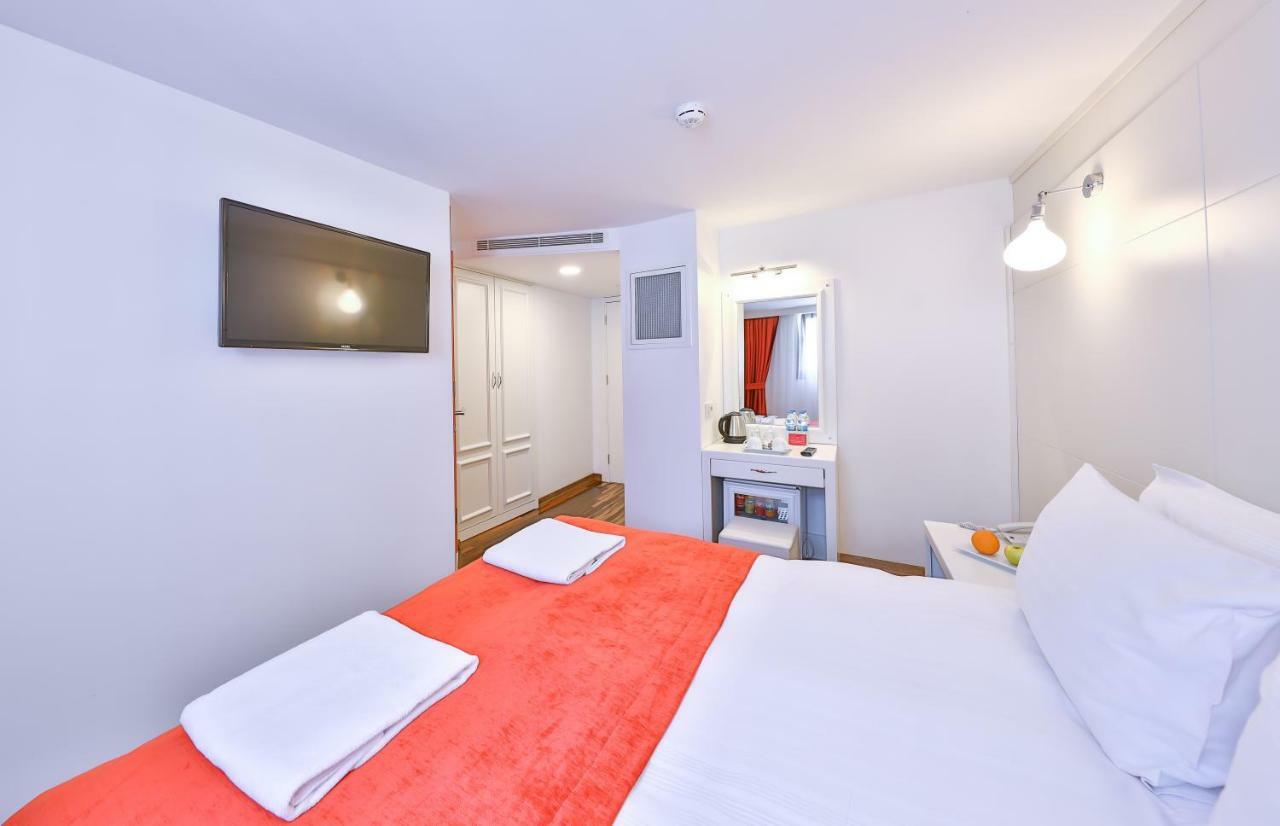 Senatus Hotel - Special Class Istanboel Buitenkant foto